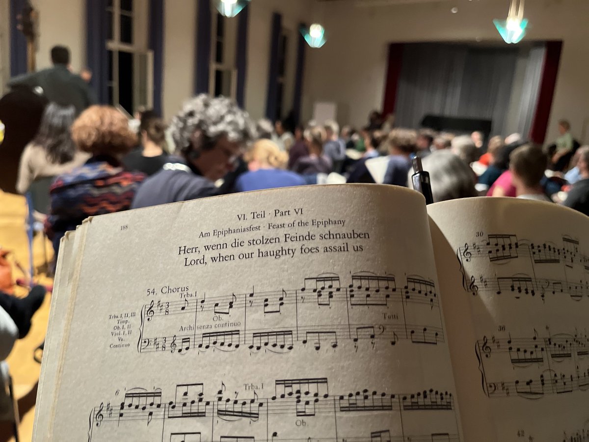 Der_Geigenbauer's tweet photo. #Kantorei #Chorprobe #BWV248 Weihnachtsoratorium Endspurt. https://t.co/lK5ERHNAKN