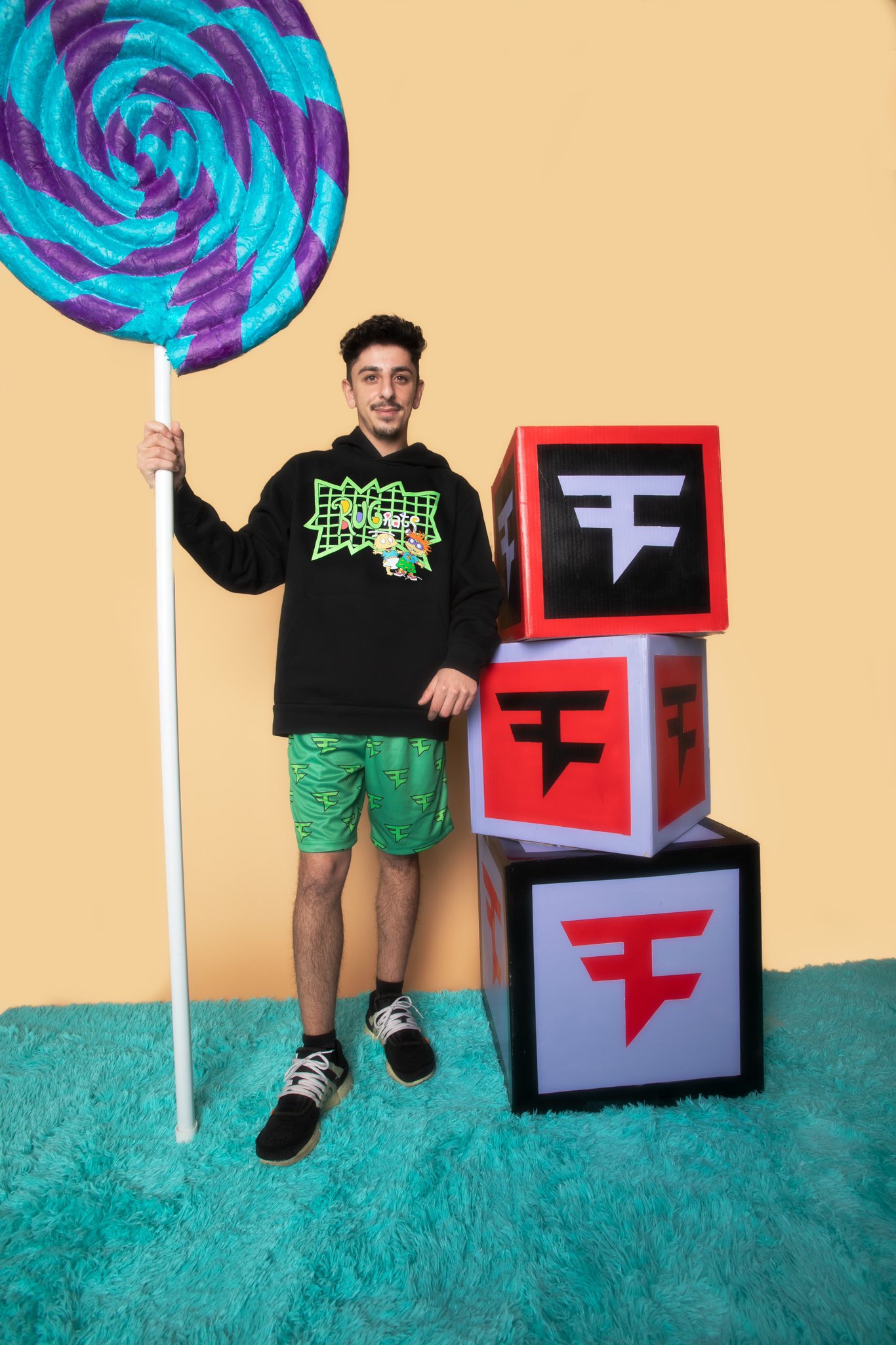 Rug on Twitter: "All ogs know “FaZe Rug” came from “FaZe Rugrat”. I