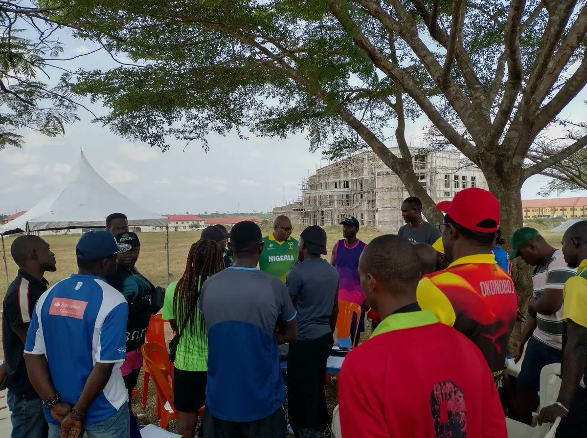 cricket_nigeria's tweet photo. President and Vice President of the Federation on ground in Delta State Polytechnic Ogwashukwu, venue for the Cricket event in the National Sports Festival, Delta 2022. https://t.co/GPmi3cXRWb