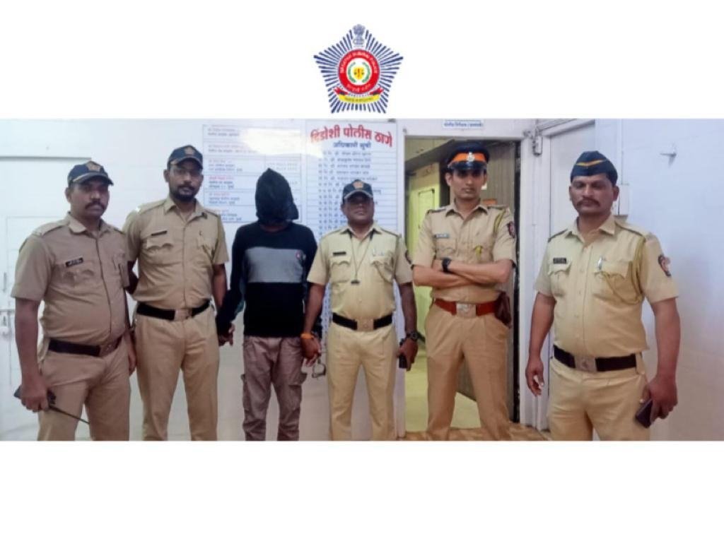 MumbaiPolice's tweet photo. After receiving credible information, Dindoshi Police personnel laid down a trap and arrested an alleged drug peddler. 83 Grams of MD or methamphetamine, worth over 20,75,000/-Rupees, was seized from his possession. 

#MumbaiCaseFiles https://t.co/2cfIoF2HxM