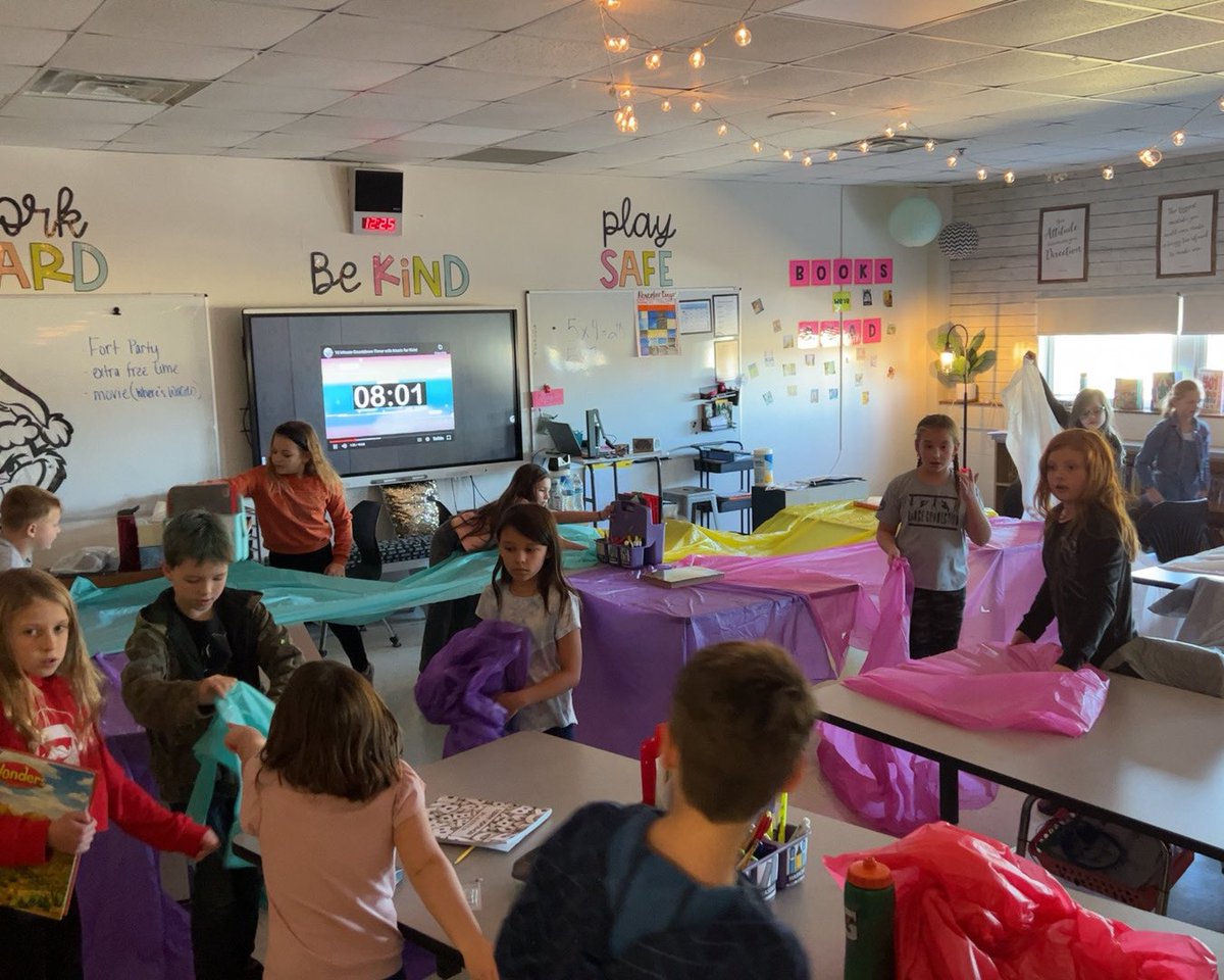 Fort Party! The students earned a fort party for their wonderful behavior in November! They used teamwork to build a giant fort 🧡#ibtigerpride