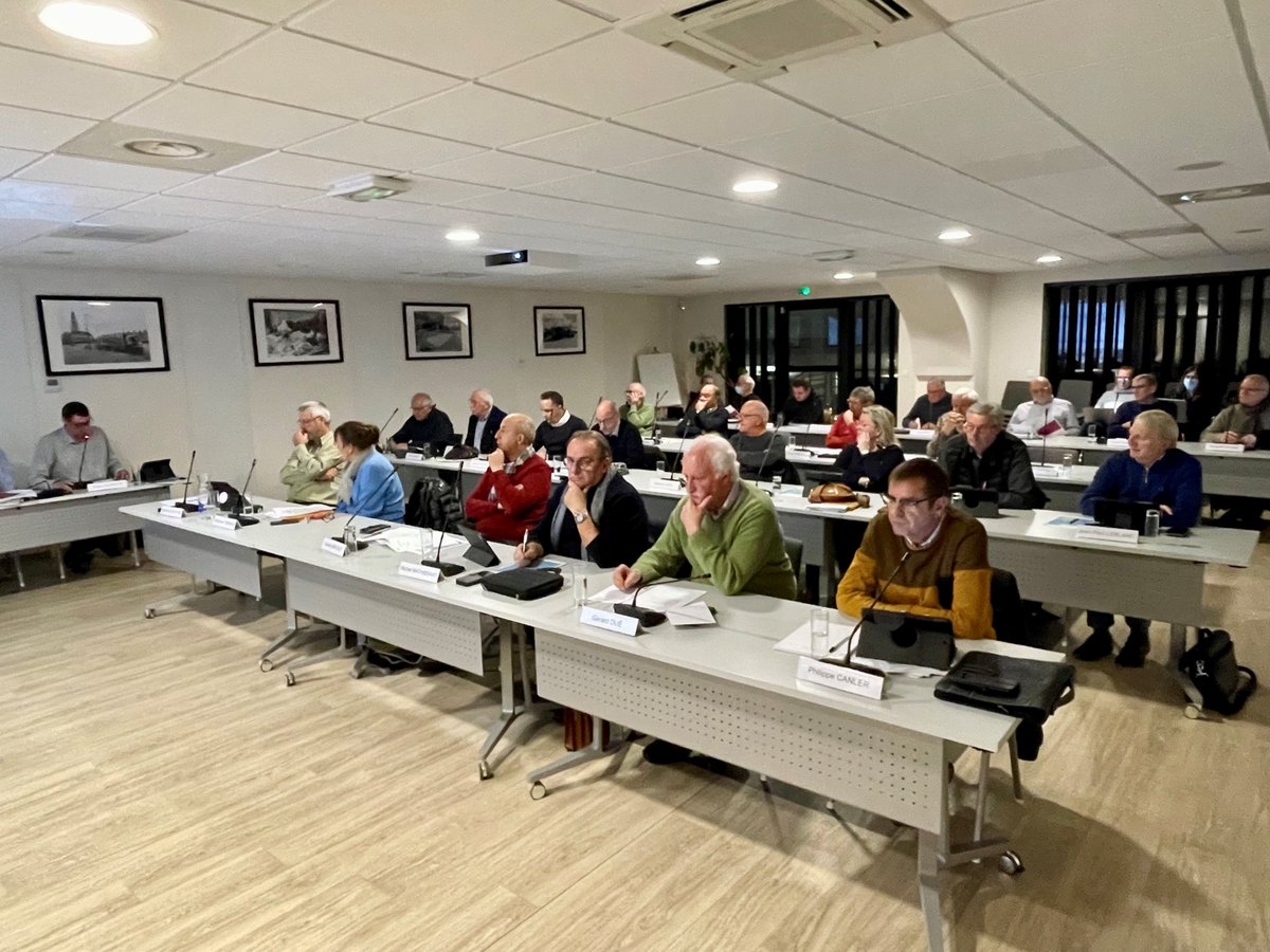 Pour promouvoir l'insertion sociale et professionnelle d'habitants du territoire durablement exclus du marché du travail le comité valide une nouvelle convention avec les associations <a href="/RessourcerieAIR/">Ressourcerie AIR</a> et Regain