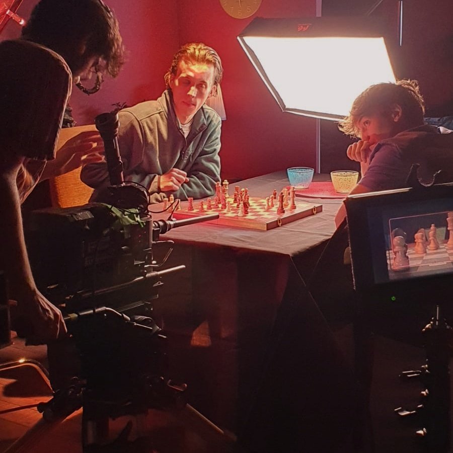 actortdalrymple's tweet photo. From the set of a brilliant new short 'AND THAT'S THE GAME' written and directed by Max Eatherden. 

#shortfilm #chessgame #tomdalrymple https://t.co/imxiUrLt9t