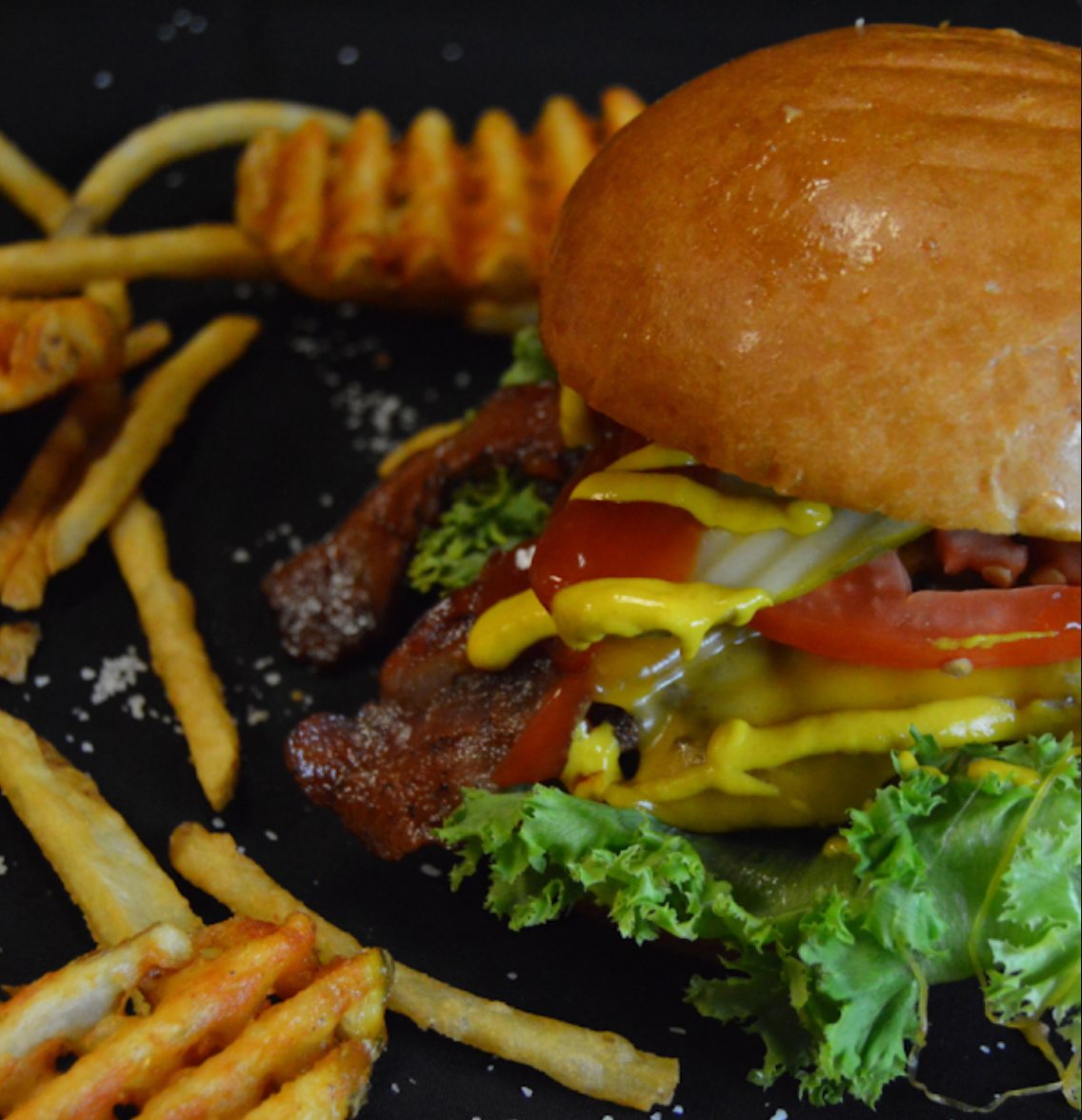 70% of Bacon in the US is consumed for Breakfast. Come be different and try "The Slinger" (Beef patty, bacon, cheddar cheese, fried onion strings, and house bbq sauce)

#illegalburger #illegalburgerco #303denver #303living #colorado #denvercolorado #specialityburgers #burgers