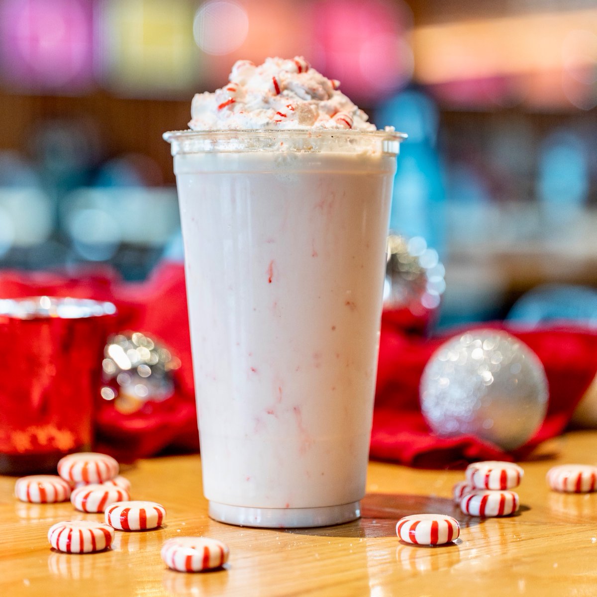 ✨ Straight from Candy Cane Lane, we present...the Peppermint Shake. ✨

Hurry in to toast the season with five festive Raising the Bar Holiday Edition drinks to make you feel merry and bright.
