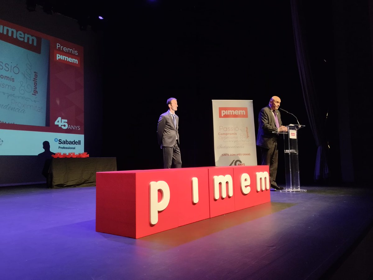 Conpymesorg's tweet photo. Nuestro presidente, @jmaria_torres participa en los #PremisPimem y reivindica que se escuche a las #pymes: “pronto las pymes ocuparemos el lugar que nos corresponde en el Diálogo Social con voz propia e independiente” Enhorabuena @pimemdigital! https://t.co/xNBKYpes5U