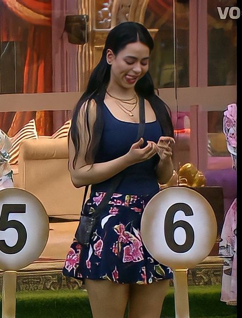 belimit_less's tweet photo. Cute dimple queen 💘

#SoundaryaSharma #BiggBoss16 #BB16 https://t.co/kYmojurSma