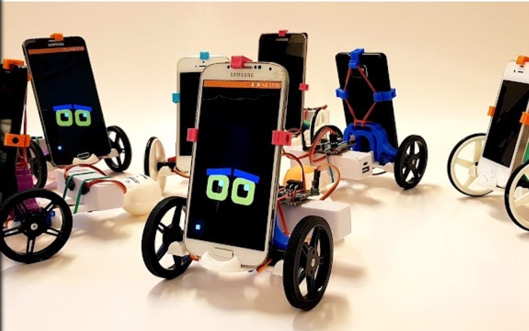 cmaiche's tweet photo. Vu aujourd'hui au salon #Educatech
#e3bot
https://t.co/yrYTKHFNQm https://t.co/V73HlFftor