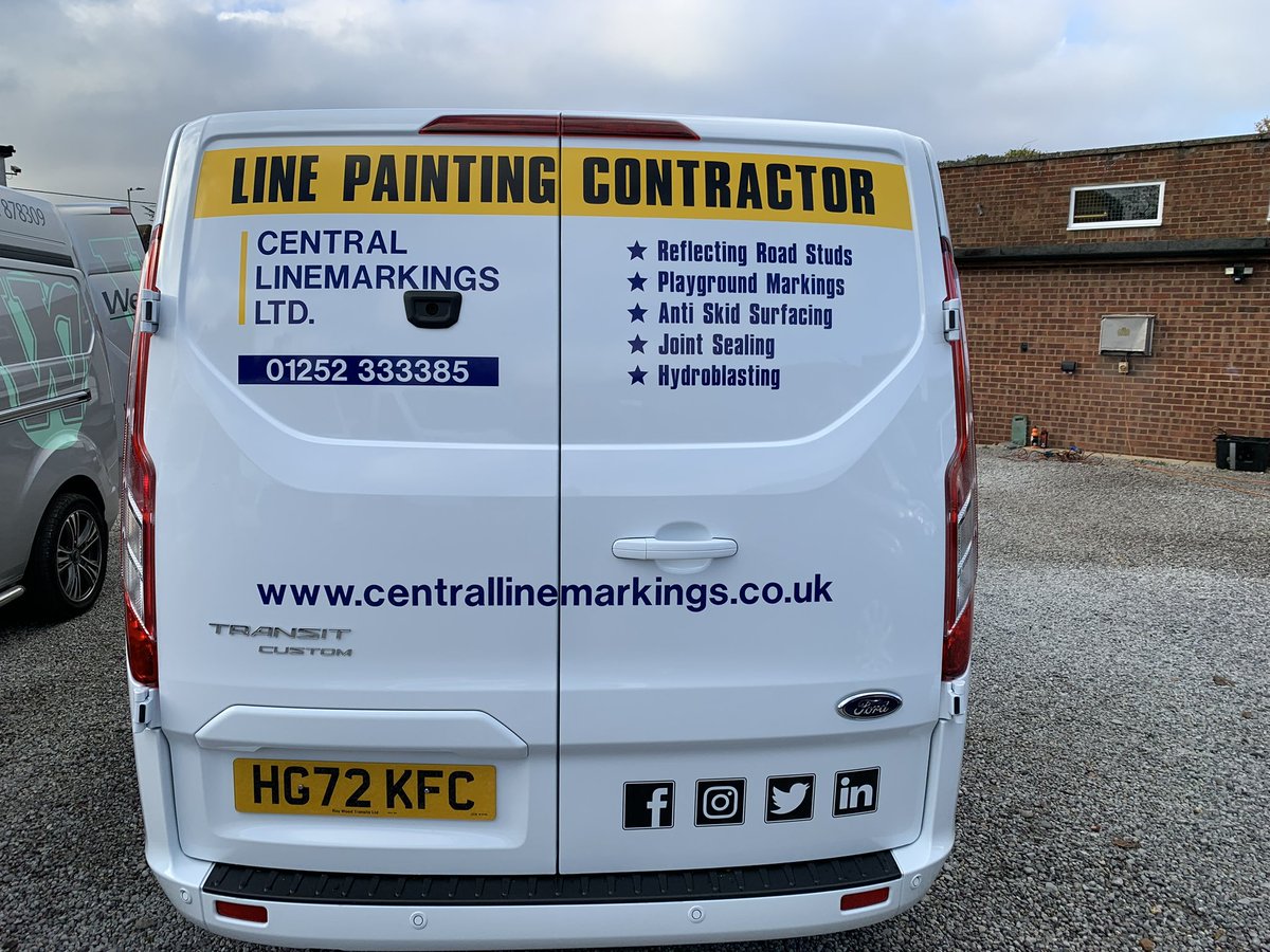 Wellington Signs (@wellingtonsigns) on Twitter photo New Custom done for
<a href="/LineMarkingsLtd/">Central Line Markings LTD.</a>
Supplied by <a href="/RoyWoodTransits/">Roy Wood Transits</a>
#signs #vansigns #vehiclegraphics New Custom done for
<a href="/LineMarkingsLtd/">Central Line Markings LTD.</a>
Supplied by <a href="/RoyWoodTransits/">Roy Wood Transits</a>
#signs #vansigns #vehiclegraphics