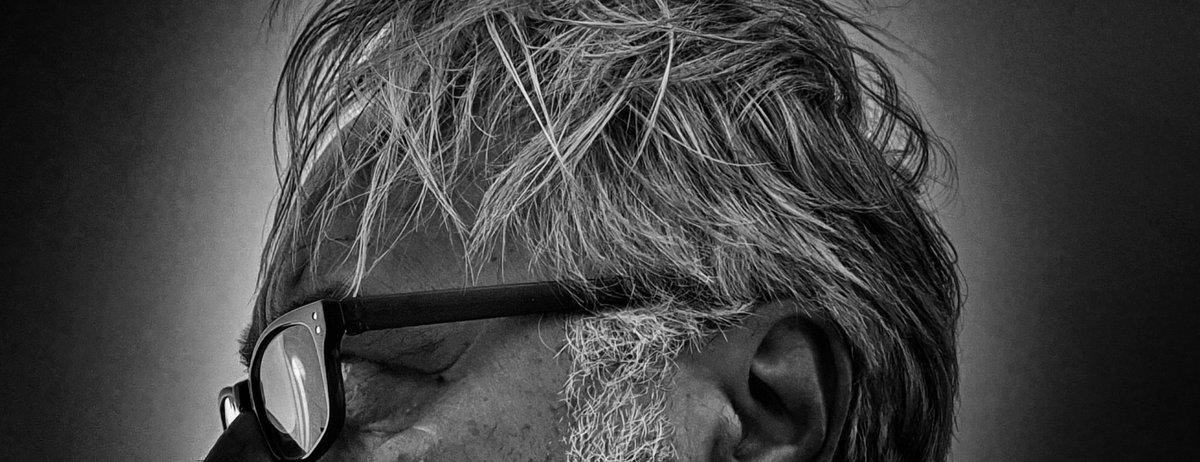 IntisoLeonardo's tweet photo. La decisione più che coraggiosa che devi prendere ogni giorno? Essere di buon umore...
#unragazzodisessantanni  #libribelli #ioracconto #ilmiolibro #scrivere 
#ioscrivo  #scrittori  #parolemie #imieipensieri #scriveresempre  #amoscrivere #vivoscrivendo #leonardointisoautore https://t.co/W7d4jl3cTu