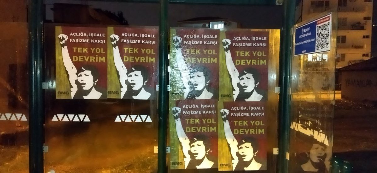 "Açlığa, faşizme, işgale karşı tek yol devrim!" kampanyası kapsamında İzmir Yamanlar Mahallesi'nde afişleme yaptık.

Faşizme karşı tek kurtuluş yolumuz, tüm emekçilerin ve ezilenlerin yan yana gelmesi, omuz omuza mücadele etmesidir!
