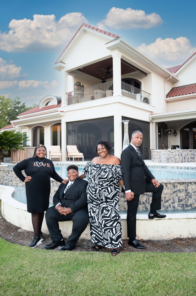 shotbysomi's tweet photo. You are the product of all who came before you, the legacy of your family.
#familytime #love #children #mother #happy #life #parents #parenting
#familyphotos https://t.co/m474TUgj7i