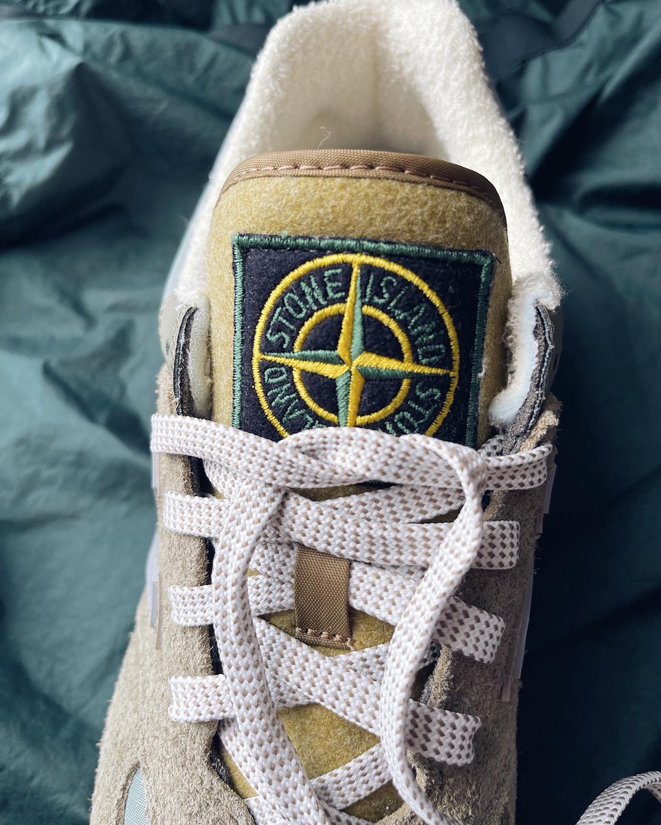 ModernNotoriety's tweet photo. Stone Island x New Balance 574 Legacy 🧭🔜 https://t.co/MuWYWAq8x1