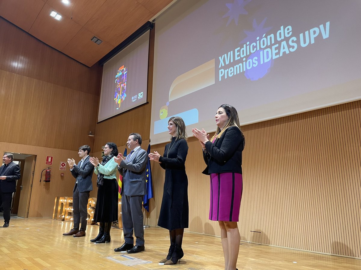 VLCIEcosystem's tweet image. Los premios del #30AniversarioIDEASUPV llegan de la mano de @borsanro, @TeresaGarMu, @BragadoMonica y @maesgomar 🤝

#Lean: Arkadia Space, @IoT_CoSMoS y Verázial

#Avanza: @solatomcsp, @flit2go y @exponentia_ai

#MujerEmprendedora: @UtopianCosmetic

#Spinoff: KENKO

¡Enhorabuena!