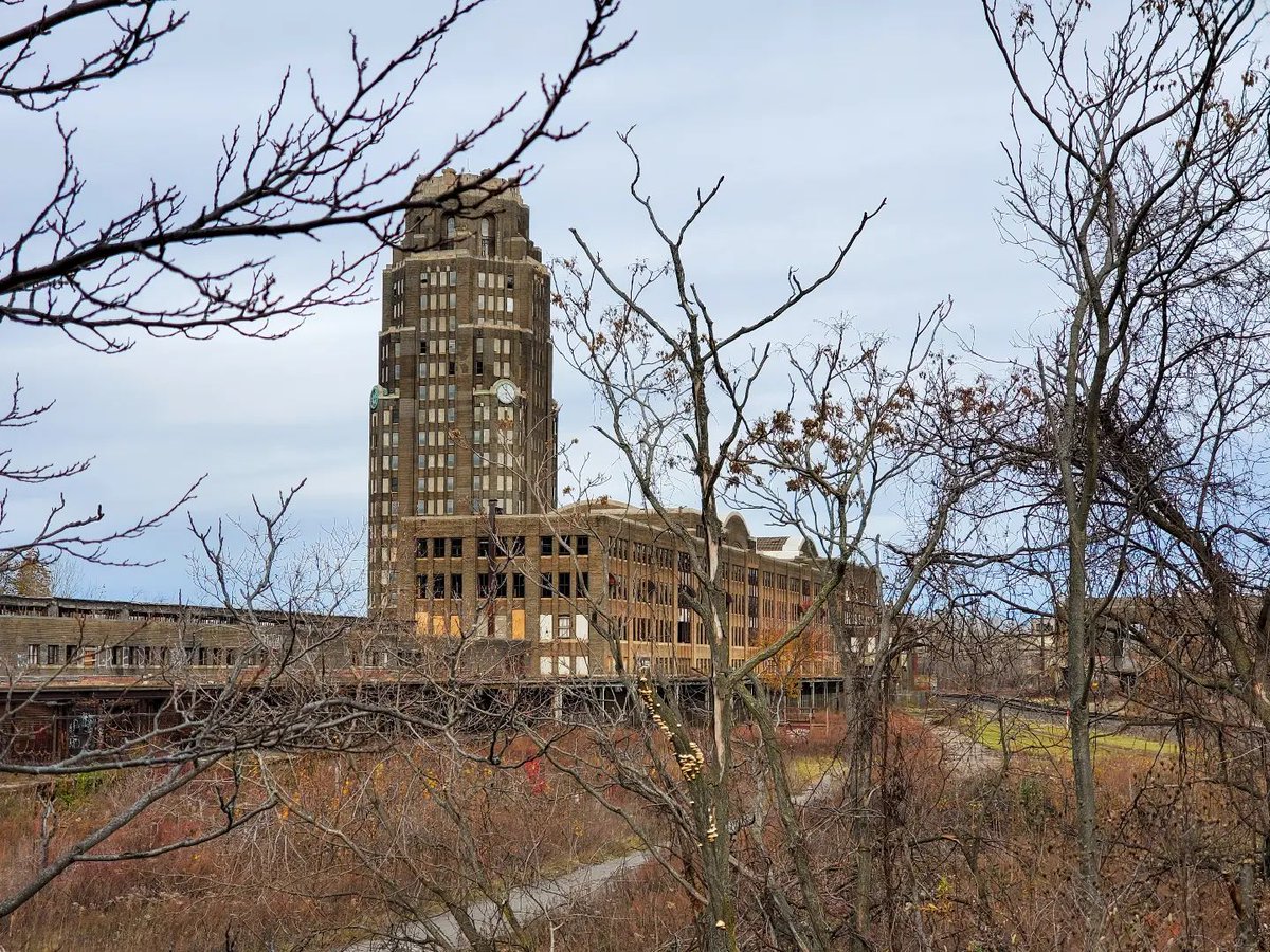Buffalo Central Terminal tweet media