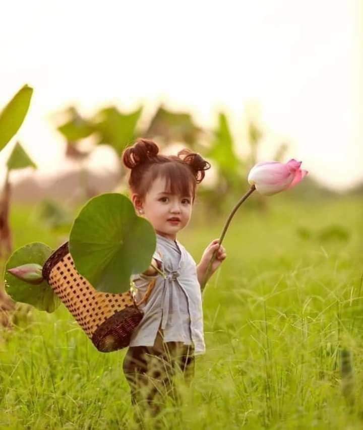 NynarAhmd's tweet photo. حافظ على نقائك في زمن التلوث ..
ووفائك في زمن الغدر ..
وأدبك في زمن الوقاحة ..
وطيبتك في زمن الخباثة ..
وصمتك في زمن الثرثرة ... https://t.co/TJVqtoqlnP