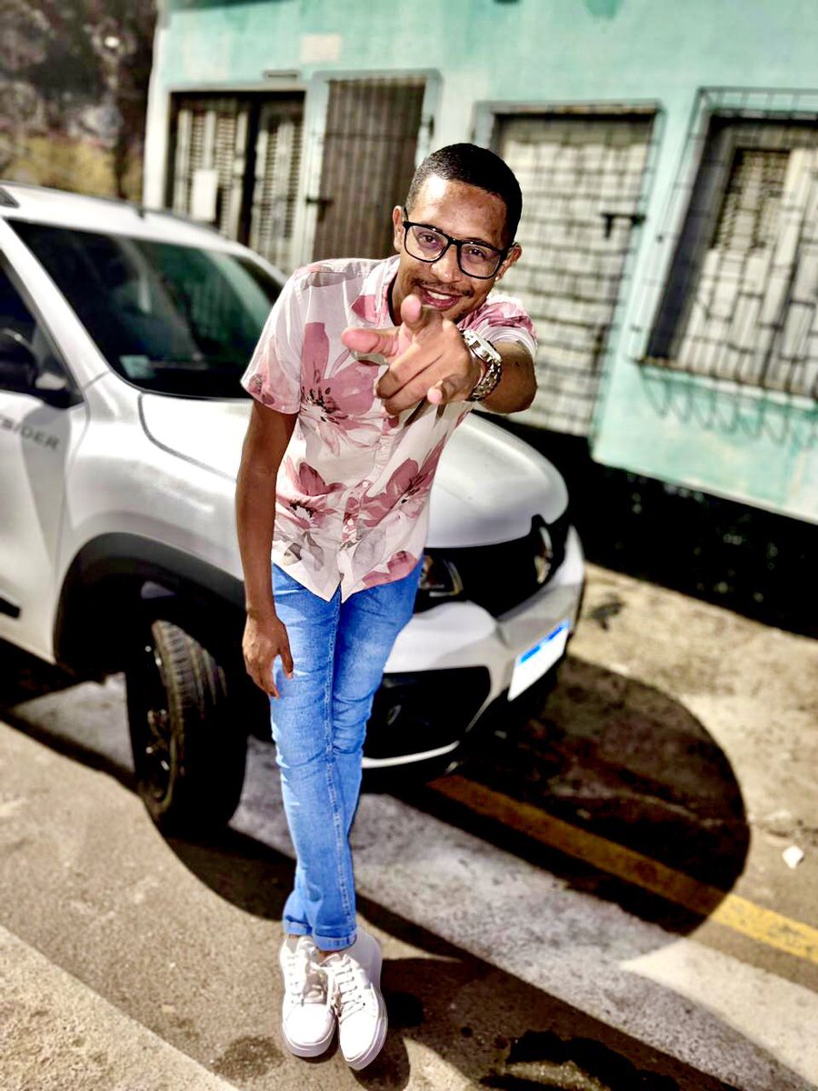 pinheiro506's tweet photo. Preto sim🤤🙈👍
moreno nunca.😡🤬

#preto #slz #pretosnotopo #negro #negrolindo #negrosim #flor #camisafloral #linho #casamento #casamentosimples #amigoscasando https://t.co/y9LUsSMiqB