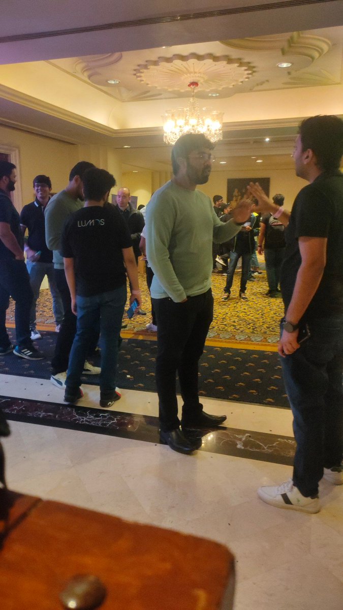 technosh_'s tweet photo. Had a great day with a 2 amazing events
#FILBangalore #ZerotoDappConf
But now i had to do office work 😞
Isme Mera pura raat jayega
I hope this @thirdwaveindia keeps me awake https://t.co/FemoJw9fxl