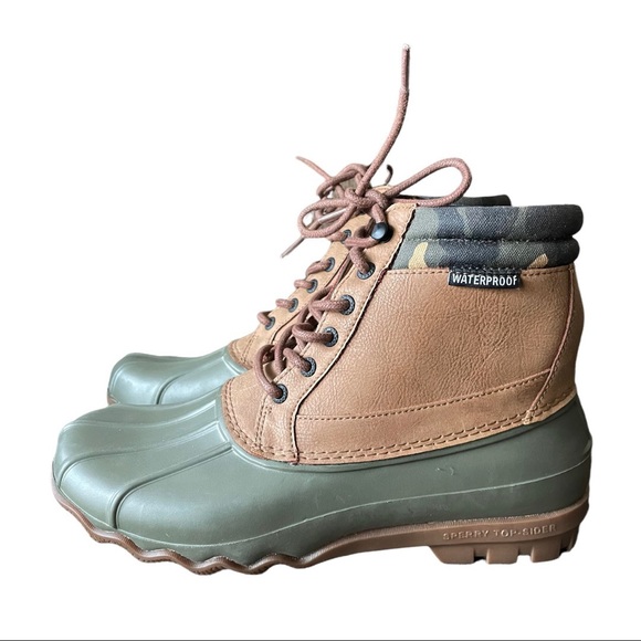TerrellBacon4's tweet photo. So good I had to share! Check out all the items I'm loving on @Poshmarkapp #poshmark #fashion #style #shopmycloset #underarmour #sperry #patagonia: https://t.co/dMMXm2MoCx https://t.co/YqkACSkIz5