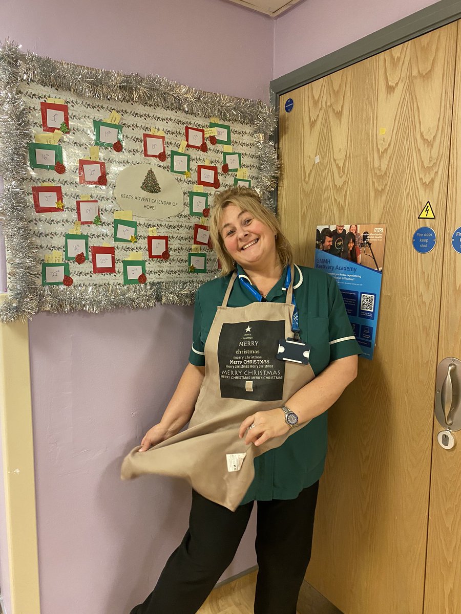 AshtonFallows's tweet photo. Getting in the festive spirit 🎄 our fabulous STR worker Deb has created a Christmas advent calendar of hope filled with positive quotes for our lovely patients ✨ #keepingupwithkeats 🦋 @OatesKeely @ericapereira_01 @HendenLauren https://t.co/aOrviI9372