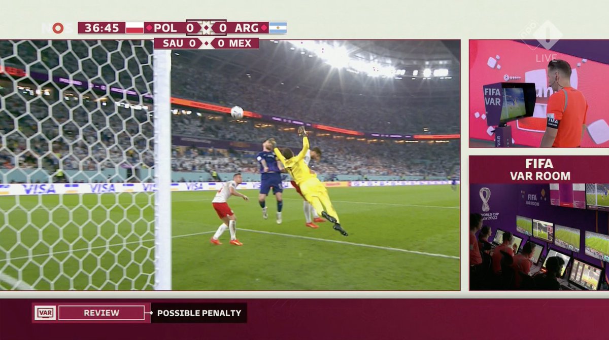 PoorEPLreferees's tweet image. Yes, that should not have been a penalty for Argentina. One of the worst calls of the tournament so far