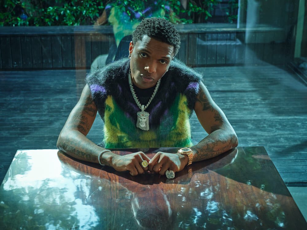 WizkidGallery's tweet image. "I sold TWO MILLION COPIES in America off of one song! Even some American artists don’t have a diamond record. If I’m being honest, I don’t listen to any other genre of music anymore" — @wizkidayo 🖤💜🦅