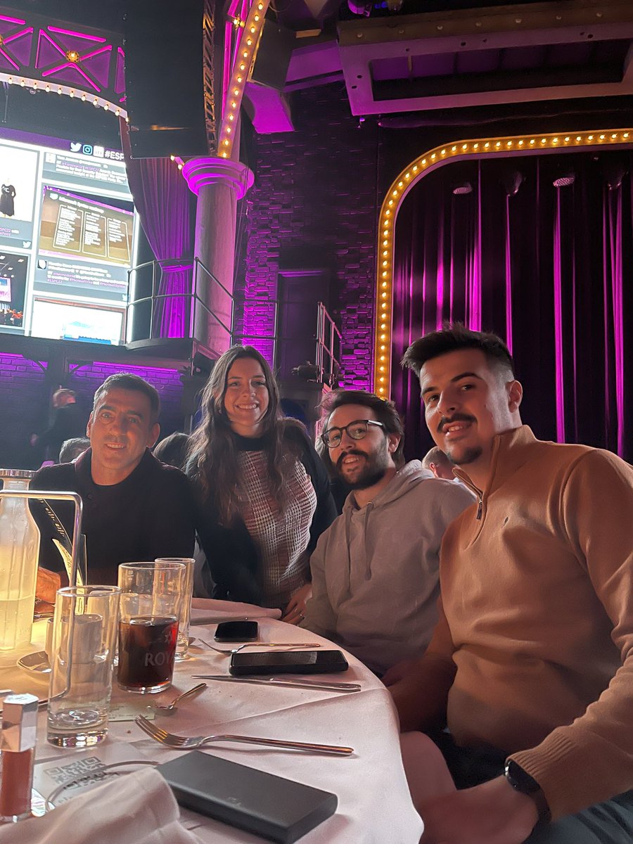 BindTuning tweet media