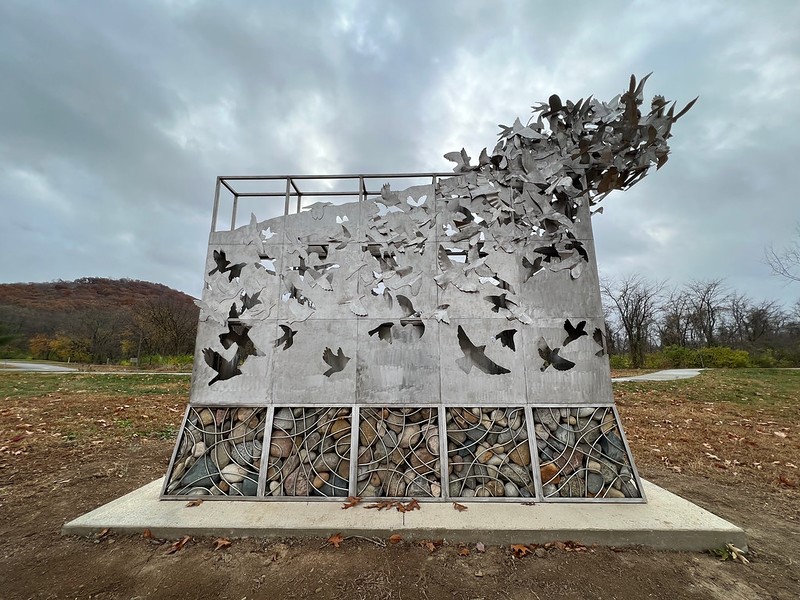 OHStateParks's tweet photo. New Sculpture Takes Flight at Great Seal State Park’s COVID-19 Pandemic Memorial Grove 
“After the Storm” memorializes first responders and victims of pandemic in Ohio.
https://t.co/pLM4Y2lmOC
 #OhioStateParks #art #sculpture #GreatSeal 
#InThisTogetherOhio https://t.co/EmrCPYNRJN