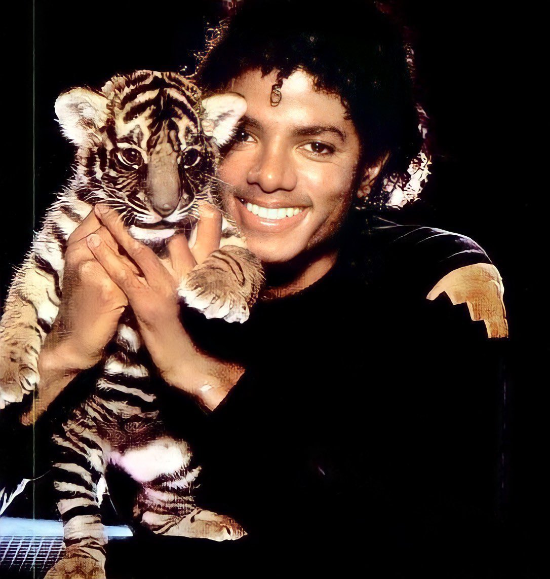 40 years ago today, Michael Jackson released what is now known as the most impactful pop album of all-time, “Thriller”. #Thriller40