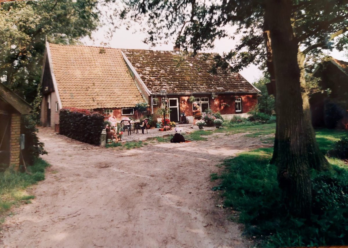 vassevrogger's tweet photo. Vroegere woning aan de Haambergweg waar Fam. Kooij als laatste woonde. Hier staat nu een nieuwe woning. #kooij #scholtenlinde https://t.co/hp16mIAgPm