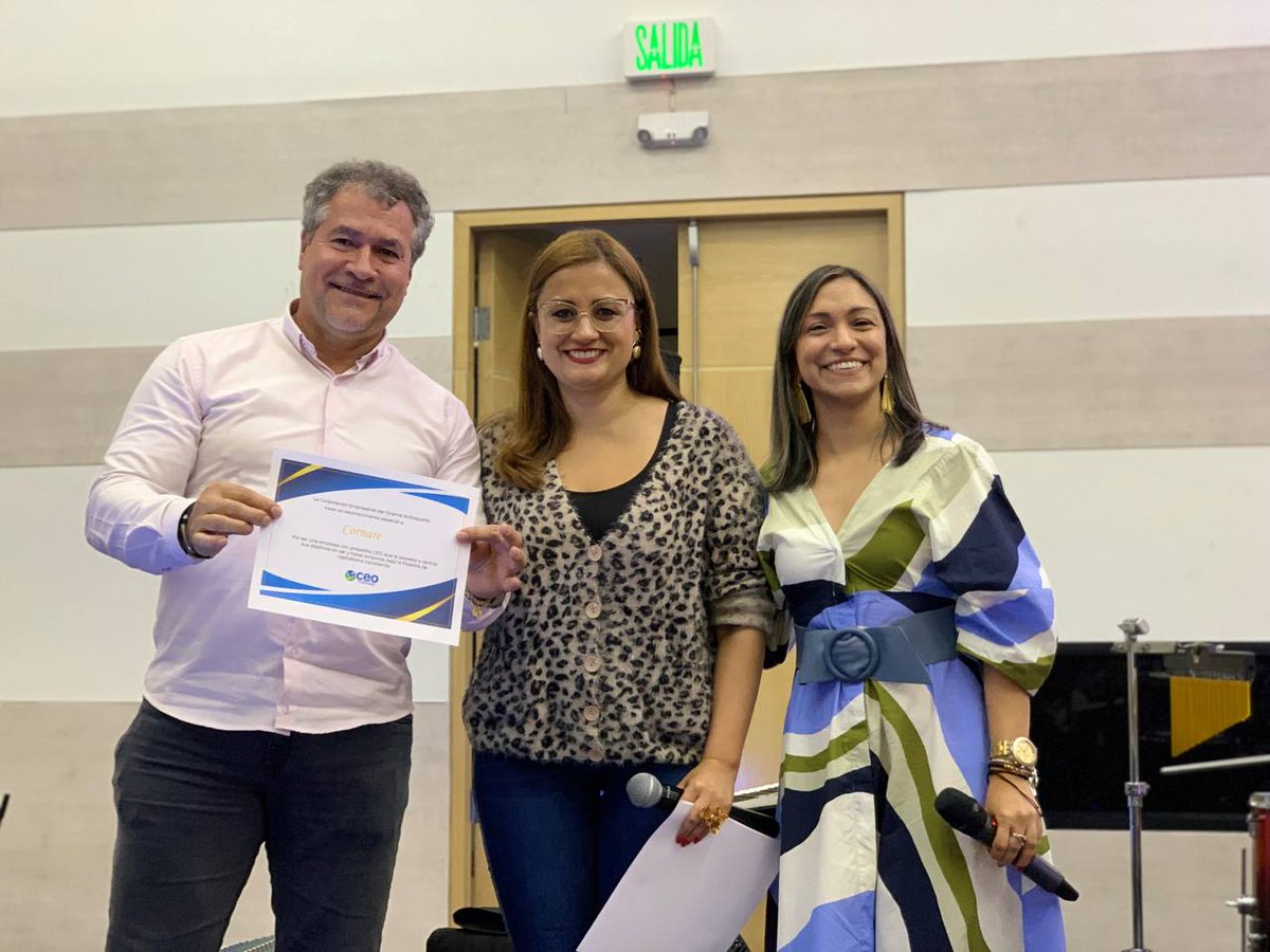 CEOCorporacion's tweet photo. En #SomosCEO reconocemos el compromiso de nuestras #EmpresasConscientes. Gracias a quienes completaron el ciclo de formación con @Comfama para seguir entregando lo mejor al #OrienteAntioqueño. https://t.co/3y5oH9JjtZ