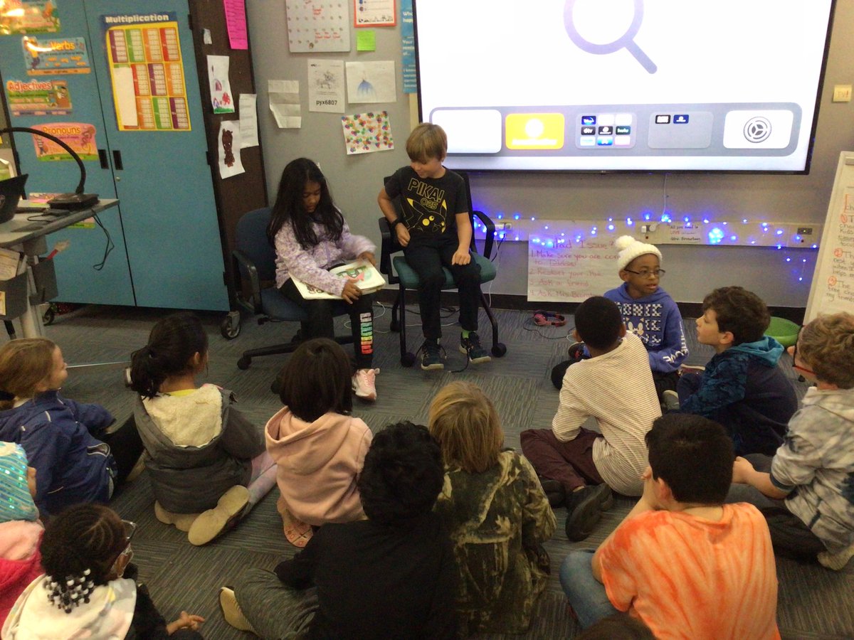 JBronsteen's tweet photo. We loved the visit from our guest readers today! @spalmer_mrs #troyunion https://t.co/irQJSTINVf