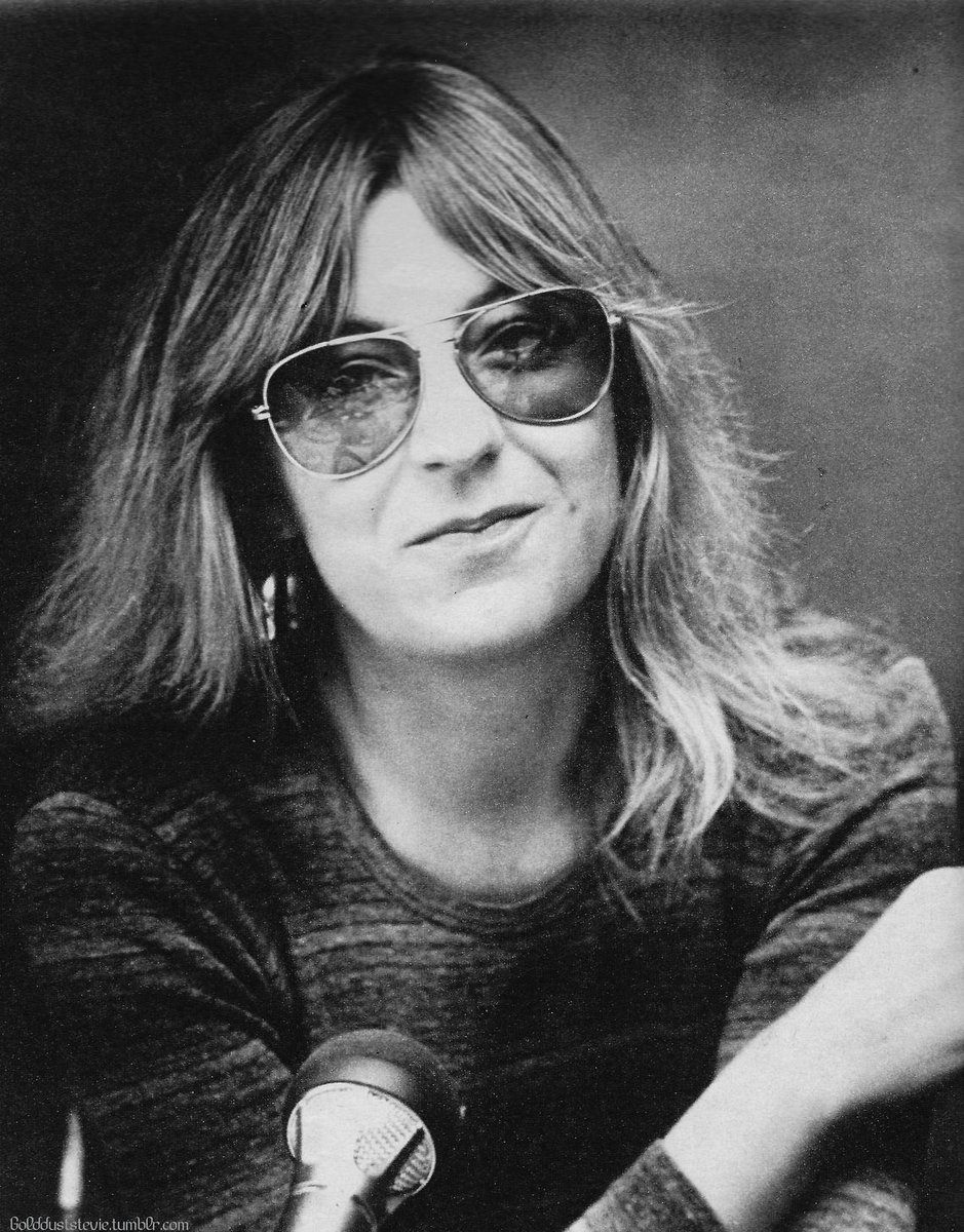 Super70sSports's tweet image. Super Sky Point to Christine McVie. If it’s possible to be a member of Fleetwood Mac and still somehow be underrated as fuck, she was that. What a rich, soulful voice. #RIP