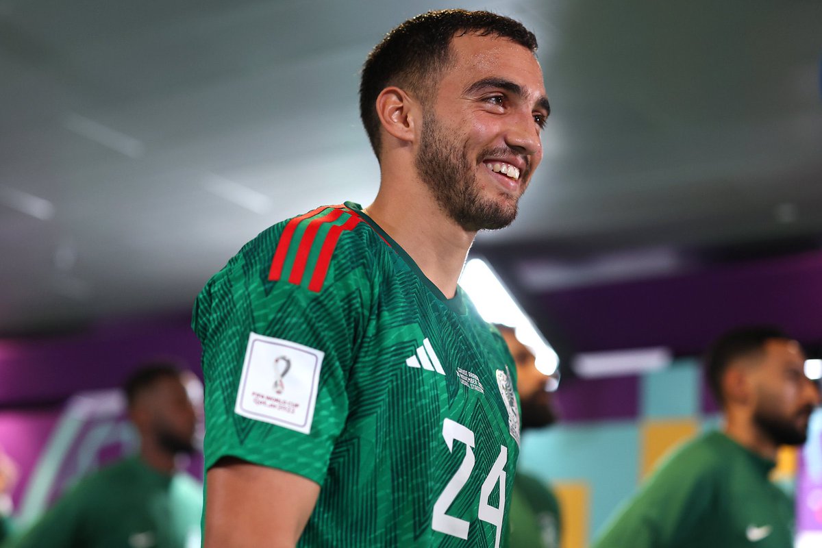 notipoblano's tweet photo. GOOOOOOOL por Luis Gerardo Chávez 🇲🇽
México 2 - Arabia Saudita 0 https://t.co/zU9vg58epI