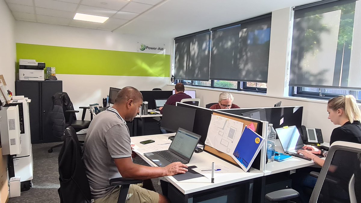 PallisterBrett's tweet photo. @poweraidltd experts at work https://t.co/UAp9M8smZW