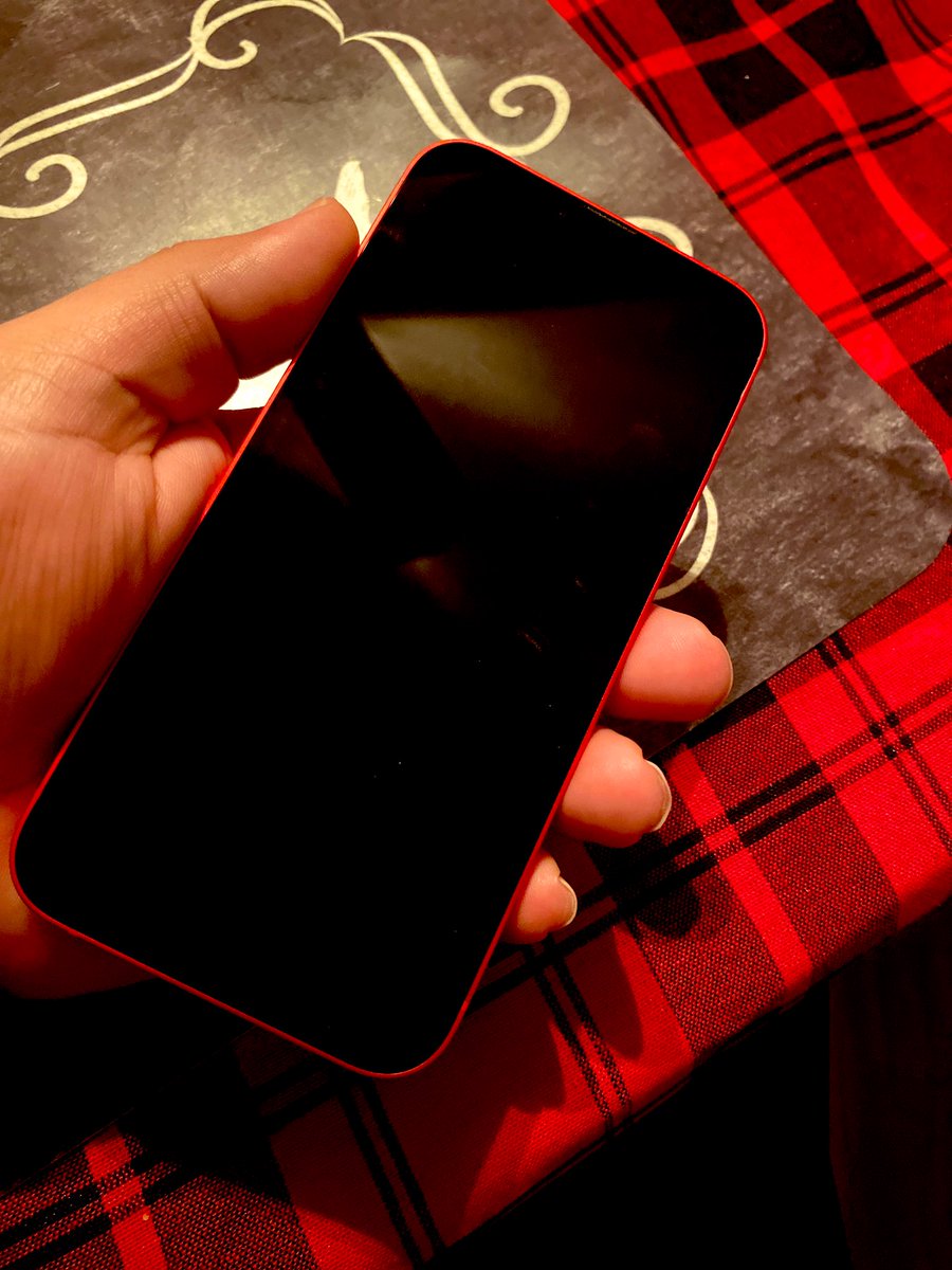 TheRealP1_'s tweet photo. Let’s Go! An early Christmas gift for myself! It was the last one too! I was so lucky i didn’t almost walk out with one due to crashes in there system! But made it happen! So hyped fr!! #iPhone14ProMax #earlypresent https://t.co/XYpdf6P2Sv