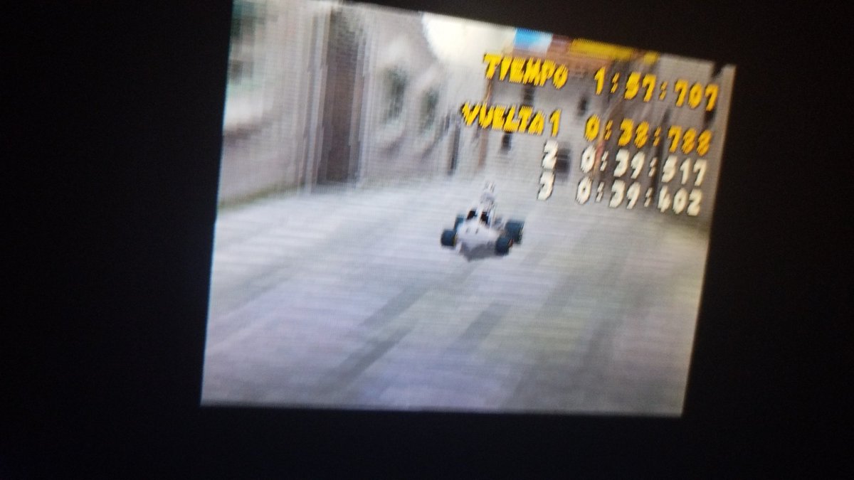 yarestiic21's tweet photo. @MaryaVampaia Rompiendo el récord en Mario kart ds xd https://t.co/Sp7UUuZqbe