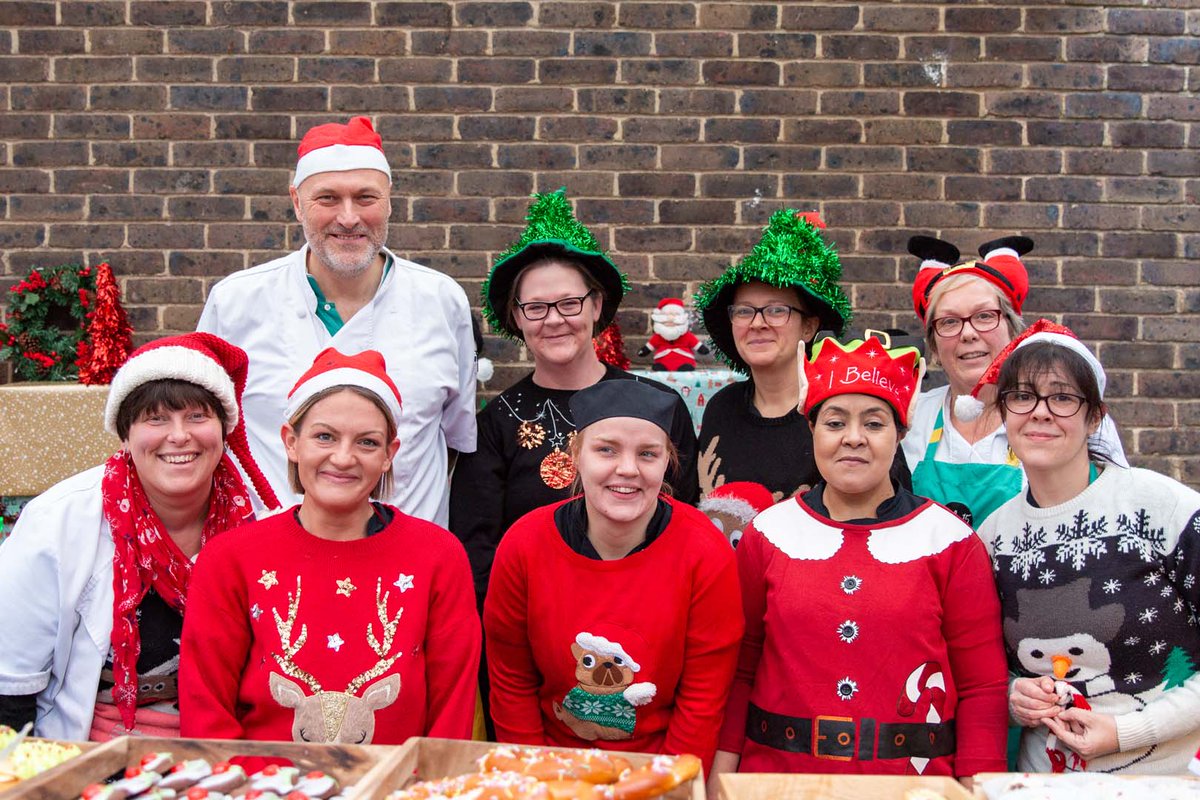 itstwelve15's tweet photo. Our fantastic team @WokingHigh opened the Christmas Market this week. We're all blown away. #Christmas #ChristmasMarket https://t.co/xzDc1bSdhP