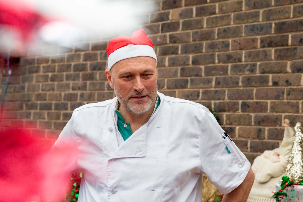 itstwelve15's tweet photo. Our fantastic team @WokingHigh opened the Christmas Market this week. We're all blown away. #Christmas #ChristmasMarket https://t.co/xzDc1bSdhP