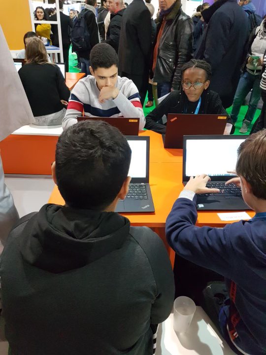 CollegeCitroen tweet media