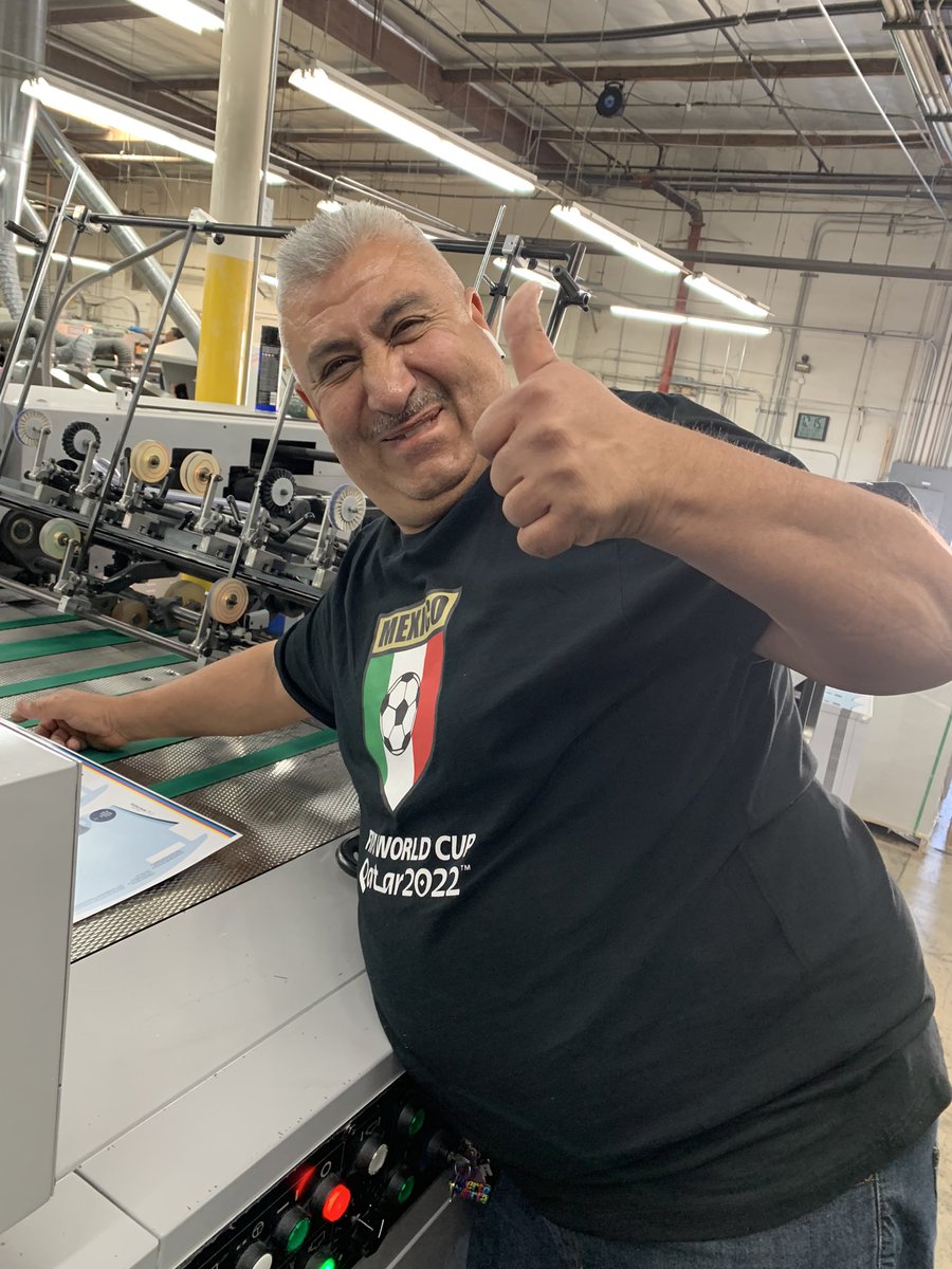 YeboGroup's tweet photo. You can feel the Energy⚡️on our production floor after those 2 Goals. Jorge is pumped! Score yourself Custom Packaging. #MEX🇲🇽 #diversity https://t.co/IrYtNGtLOr