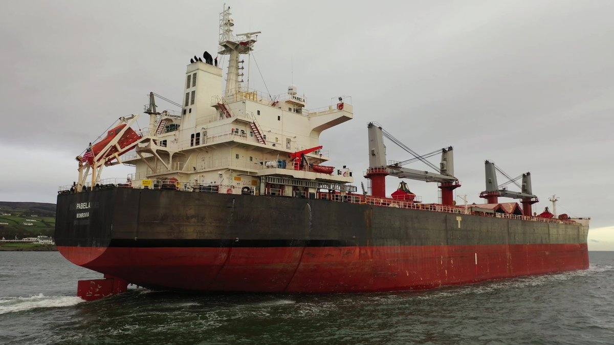 martinastro2005's tweet photo. 190m bulk carrier PABELO on Lough Foyle this morning sailing to the USA after delivering a cargo of soya to Foyle Port https://t.co/19Wt2Bkgaz #foyleport https://t.co/7RJY6FcTiT