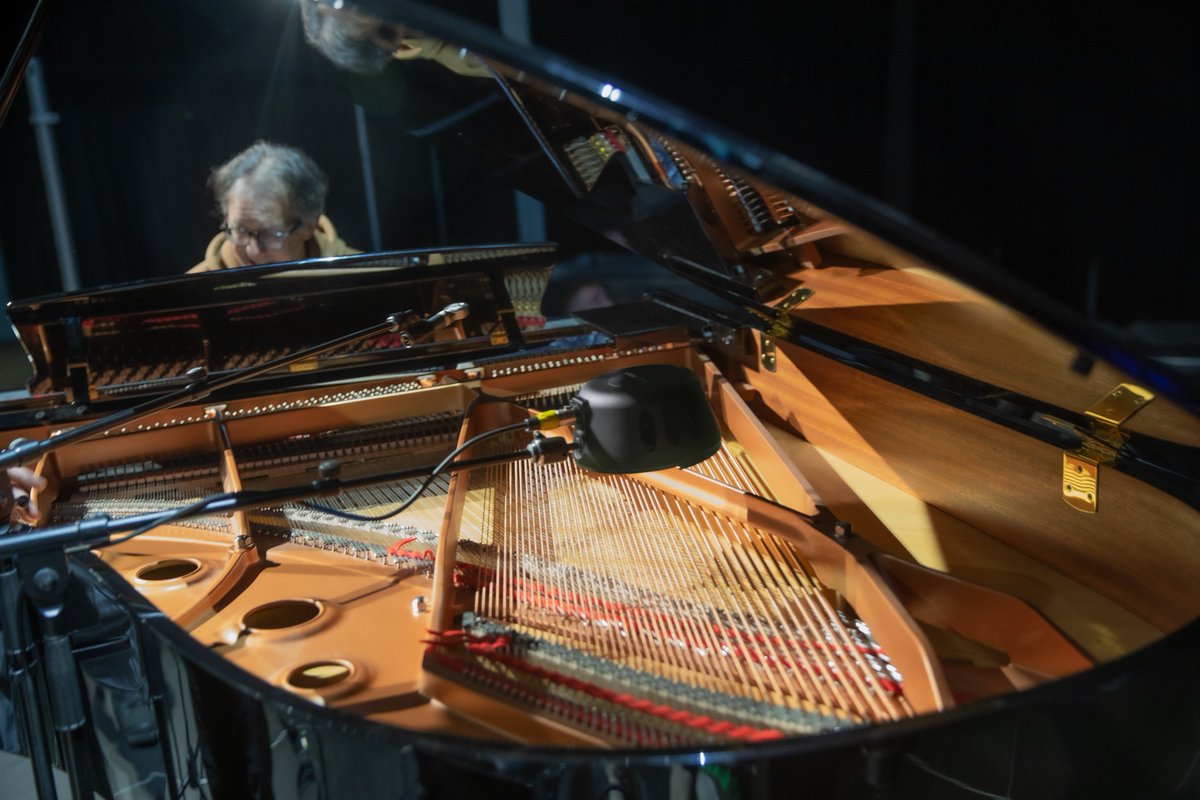 Wave Distribution tweet media