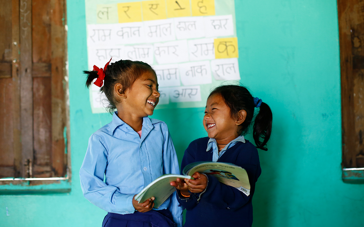 BasicEdtweets's tweet photo. #Christian org @WorldVisionUSA &amp; BEC urge the #House &amp; #Senate to pass the bipartisan Keeping Girls in School Act now, which was developed with inspiring across-the-aisle collaboration &amp; focus on girls’ urgent needs around the world. #KGISA https://t.co/TvAZnTOuYJ

📸 @RoomtoRead https://t.co/UNY8D5KDad
