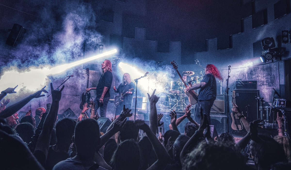 Closer it’s getting closer! Last 5 days of the 2022 Tour. First stop <a href="/O2RitzManc/">O2 Ritz Manchester</a> <a href="/Rock_City_Notts/">ROCK CITY</a> <a href="/RoundhouseLDN/">Roundhouse</a> then off to Cologne 💪🏼<a href="/officialnma/">New Model Army</a>