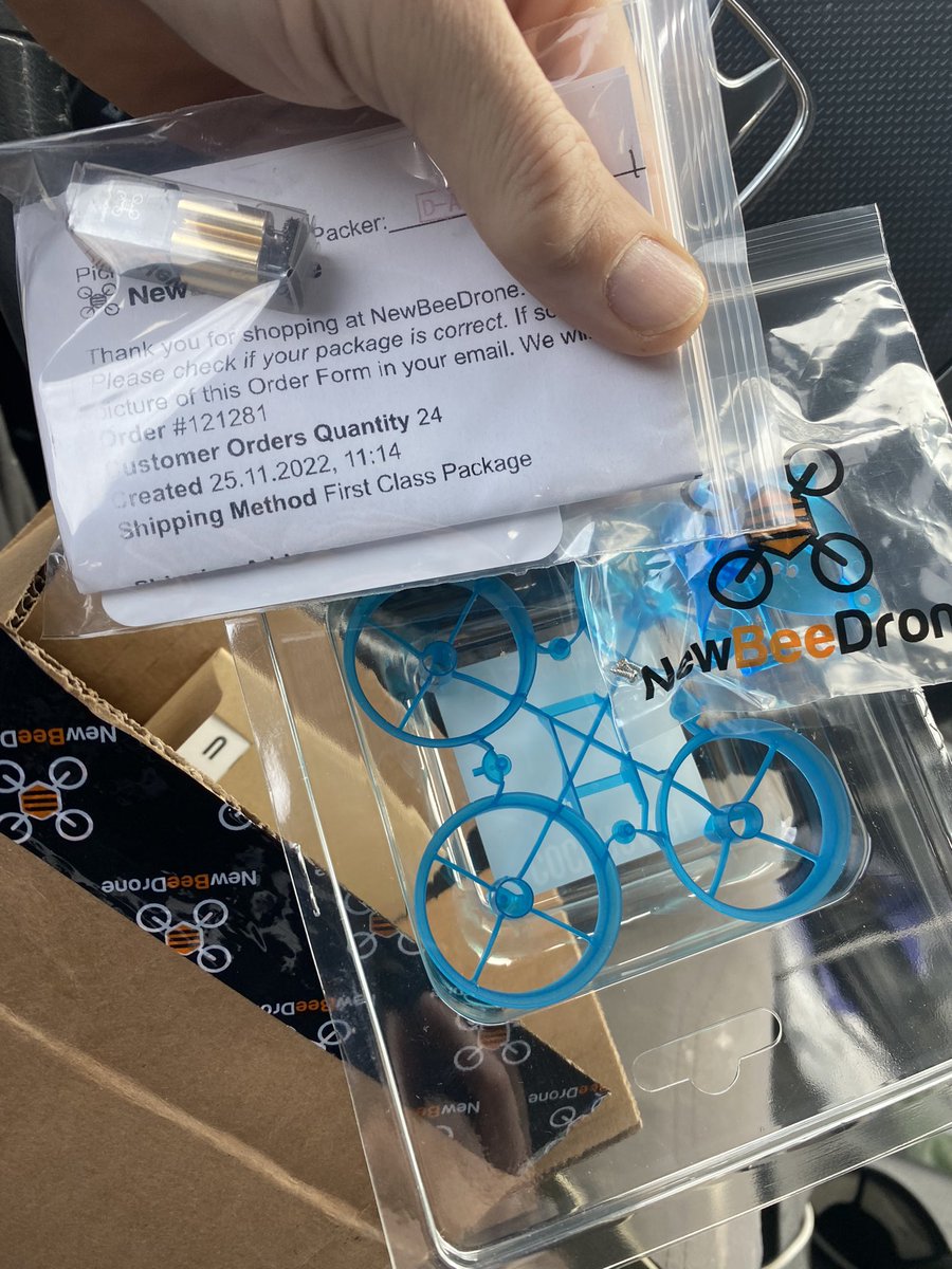 allprodrone's tweet image. Just in time for #TC22 I had to go all blue for #theta #newbeedrone