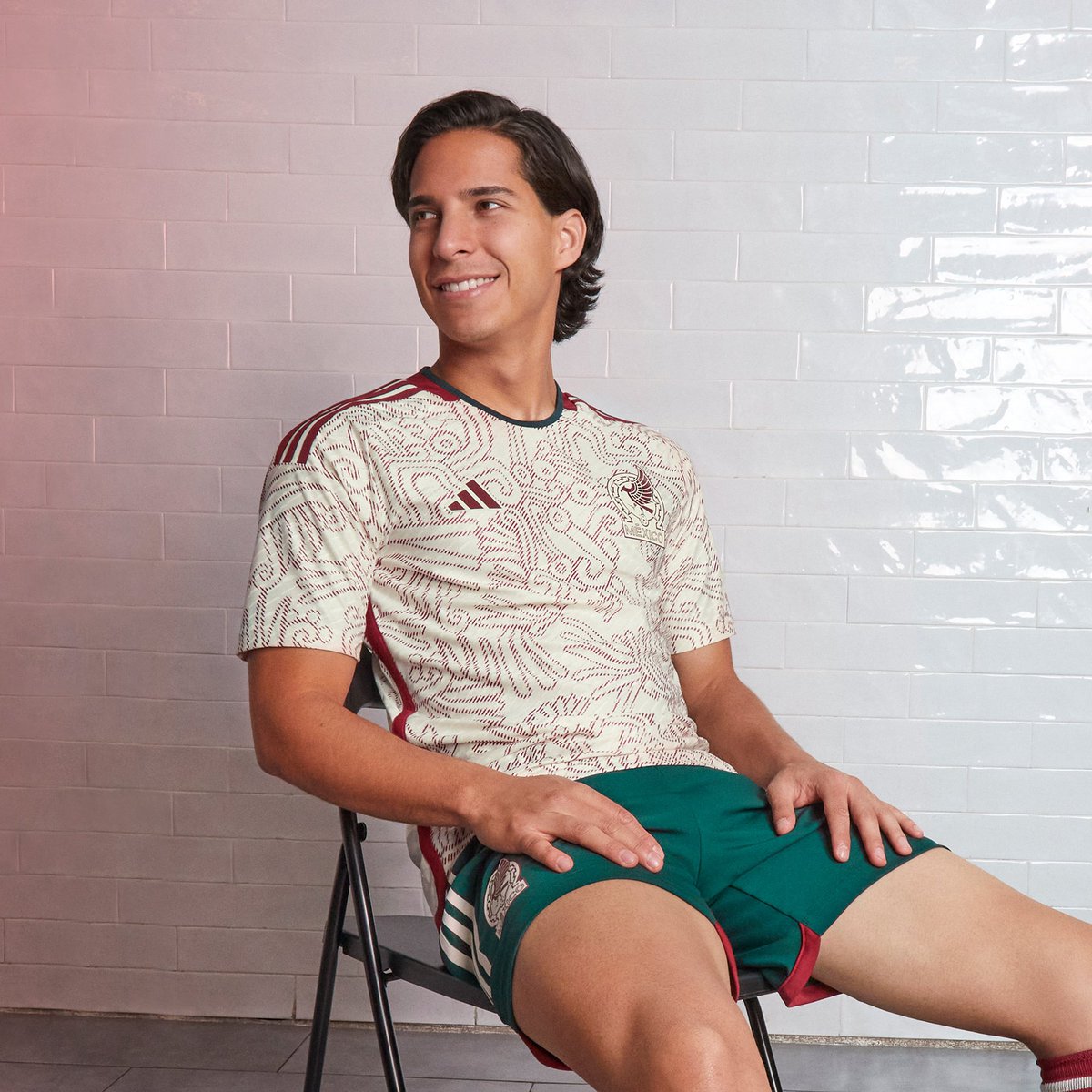 Shirts we won’t get to see 😢

Mexico are out, meaning we never got to see their stunning away shirt in action at the World Cup.