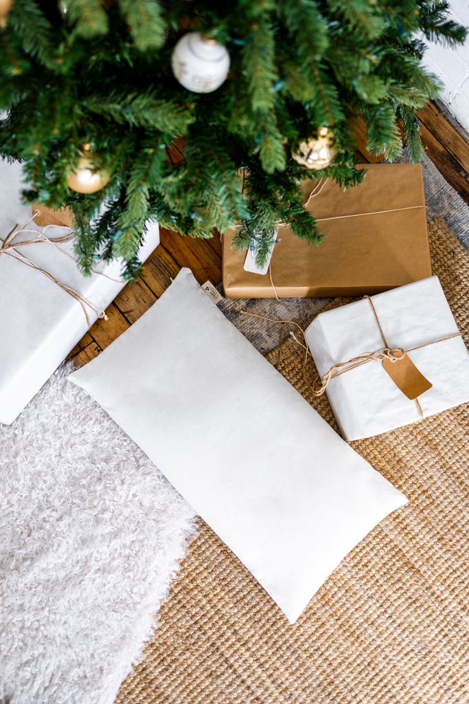 comfycomfyca's tweet photo. Still thinking about it? Our Black Friday sale ends tonight at 9pm EST. Use code BF2022 to save 15% almost everything.

#buckwheatpillow #buckwheatpillows #pillow #pillows #headache #neckpain #painrelief #breathable #coolpillow #organic #organicpillow #natural #naturalpillow https://t.co/lqoEVejXhT