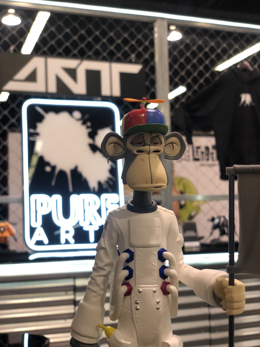 PureArtsLimited's tweet photo. We teased a special set of upcoming collectibles at @DesignerCon recently, did you see them? Bored Space Ape and Bored Captain Ape drop in 2 DAYS at @ArtBasel in Miami! 🦧

Worldwide pre-orders open this Friday Dec 2nd at 4 PM EST 🔥

@boredspaceape @friesframe https://t.co/KQ3ve8KdVc