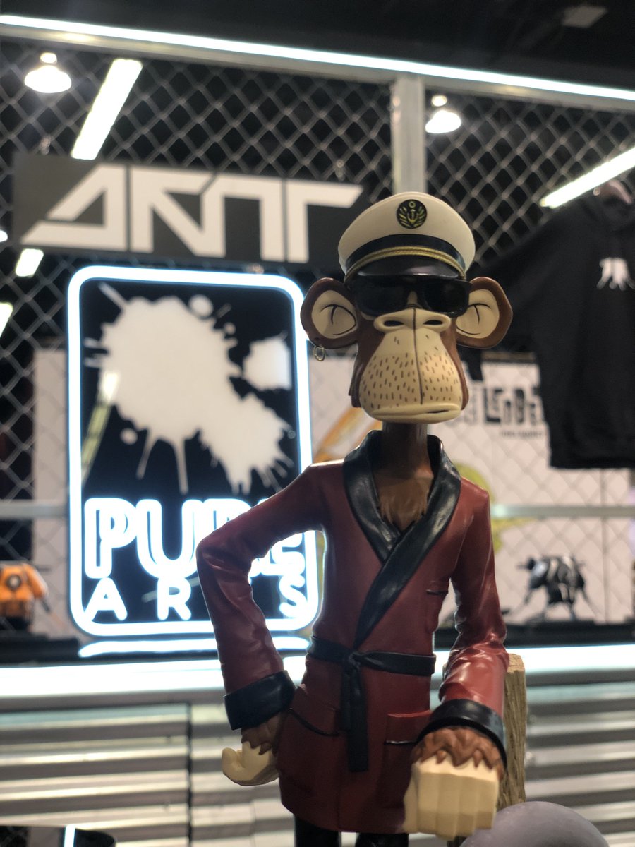 PureArtsLimited's tweet photo. We teased a special set of upcoming collectibles at @DesignerCon recently, did you see them? Bored Space Ape and Bored Captain Ape drop in 2 DAYS at @ArtBasel in Miami! 🦧

Worldwide pre-orders open this Friday Dec 2nd at 4 PM EST 🔥

@boredspaceape @friesframe https://t.co/KQ3ve8KdVc
